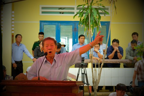 Căng thẳng đối thoại rác thải ở Quảng Ngãi - Ảnh 4. Căng thẳng đối thoại rác thải ở Quảng Ngãi - Ảnh 4.