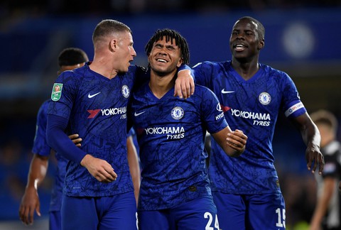 M.U đại chiến Chelsea, Liverpool quyết đấu Arsenal ở Cúp Liên đoàn - Ảnh 1. M.U đại chiến Chelsea, Liverpool quyết đấu Arsenal ở Cúp Liên đoàn - Ảnh 1.