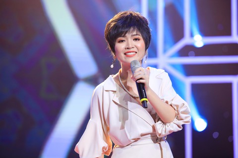 Duyên Quỳnh đăng quang Người kể chuyện tình - Ảnh 5. Duyên Quỳnh đăng quang Người kể chuyện tình - Ảnh 5.