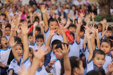 Họp phụ huynh, cô giáo xin phép được phạt học sinh mắc lỗi - Ảnh 1. Họp phụ huynh, cô giáo xin phép được phạt học sinh mắc lỗi - Ảnh 1.