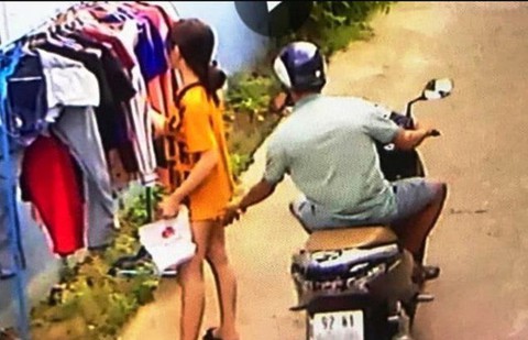 Đề xuất phạt 5 triệu đồng với hành vi sàm sỡ phụ nữ - Ảnh 1. Đề xuất phạt 5 triệu đồng với hành vi sàm sỡ phụ nữ - Ảnh 1.
