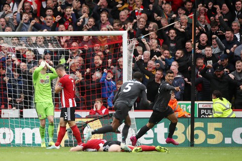 Liverpool thắng may mắn đội mới lên hạng Sheffield United - Ảnh 1. Liverpool thắng may mắn đội mới lên hạng Sheffield United - Ảnh 1.