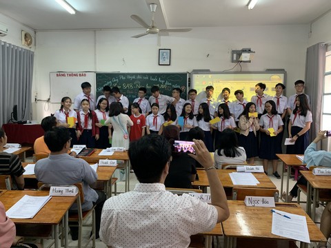 Buổi họp phụ huynh kỳ lạ với những bức thư tình - Ảnh 1. Buổi họp phụ huynh kỳ lạ với những bức thư tình - Ảnh 1.