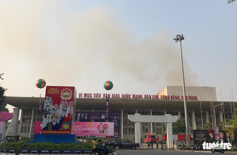 Cháy hội trường Cung văn hóa Việt Xô, sân khấu tan hoang trước show lớn - Ảnh 1. Cháy hội trường Cung văn hóa Việt Xô, sân khấu tan hoang trước show lớn - Ảnh 1.