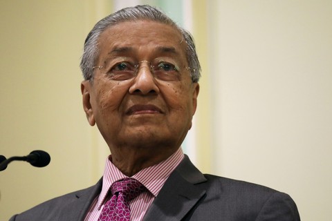 Làm việc 18 tiếng/ngày, bí quyết sống khỏe của Thủ tướng Mahathir là gì? - Ảnh 1. Làm việc 18 tiếng/ngày, bí quyết sống khỏe của Thủ tướng Mahathir là gì? - Ảnh 1.