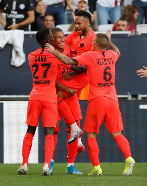 Pele mới Mbappe chuyền bóng dọn cỗ cho Neymar lập công giải cứu PSG - Ảnh 1. Pele mới Mbappe chuyền bóng dọn cỗ cho Neymar lập công giải cứu PSG - Ảnh 1.