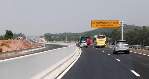 Thông xe đoạn Bắc Giang - Chi Lăng của đường cao tốc Bắc Giang - Lạng Sơn - Ảnh 4. Thông xe đoạn Bắc Giang - Chi Lăng của đường cao tốc Bắc Giang - Lạng Sơn - Ảnh 4.