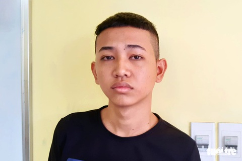 Bắt thêm 2 thanh niên gây rối, đập phá xe dân phòng - Ảnh 1. Bắt thêm 2 thanh niên gây rối, đập phá xe dân phòng - Ảnh 1.