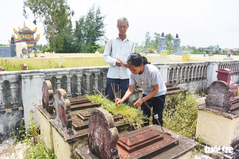 Ngày về đầy nước mắt của người phụ nữ bị lừa bán sang Trung Quốc sau hơn 20 năm - Ảnh 3. Ngày về đầy nước mắt của người phụ nữ bị lừa bán sang Trung Quốc sau hơn 20 năm - Ảnh 3.