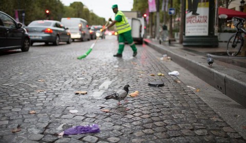 Paris bẩn như ở thế giới thứ ba - Ảnh 1. Paris bẩn như ở thế giới thứ ba - Ảnh 1.
