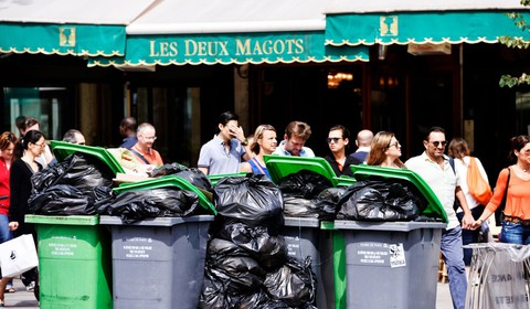 Paris bẩn như ở thế giới thứ ba - Ảnh 2. Paris bẩn như ở thế giới thứ ba - Ảnh 2.
