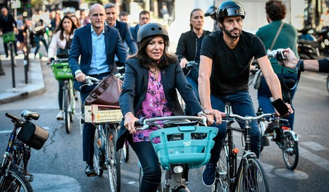 Paris bẩn như ở thế giới thứ ba - Ảnh 3. Paris bẩn như ở thế giới thứ ba - Ảnh 3.
