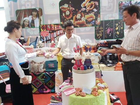 Nghiên cứu chính sách thúc đẩy kinh tế tập thể phi nông nghiệp - Ảnh 1. Nghiên cứu chính sách thúc đẩy kinh tế tập thể phi nông nghiệp - Ảnh 1.