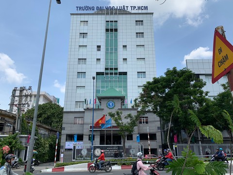 Bộ GD-ĐT yêu cầu ĐH Luật TP.HCM chấm dứt liên kết đào tạo chui - Ảnh 1. Bộ GD-ĐT yêu cầu ĐH Luật TP.HCM chấm dứt liên kết đào tạo chui - Ảnh 1.