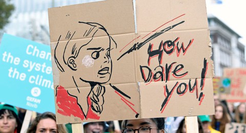 Chủ tịch bảo tàng bị sa thải vì lên mạng kêu gọi bắn chết Greta Thunberg - Ảnh 1. Chủ tịch bảo tàng bị sa thải vì lên mạng kêu gọi bắn chết Greta Thunberg - Ảnh 1.