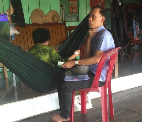 Yêu cầu báo cáo kết quả kỷ luật cán bộ thuế An Giang ‘mượn tiền’ cơ sở kinh doanh - Ảnh 1. Yêu cầu báo cáo kết quả kỷ luật cán bộ thuế An Giang ‘mượn tiền’ cơ sở kinh doanh - Ảnh 1.