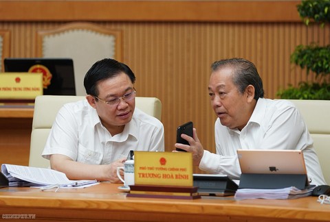 Thủ tướng Nguyễn Xuân Phúc nhắn tin ủng hộ người nghèo - Ảnh 2. Thủ tướng Nguyễn Xuân Phúc nhắn tin ủng hộ người nghèo - Ảnh 2.