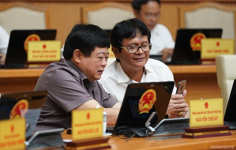 Thủ tướng Nguyễn Xuân Phúc nhắn tin ủng hộ người nghèo - Ảnh 5. Thủ tướng Nguyễn Xuân Phúc nhắn tin ủng hộ người nghèo - Ảnh 5.