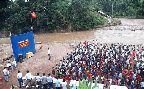 Bộ trưởng hứa trả lại ngày khai giảng đúng nghĩa cho học sinh  - Ảnh 1.