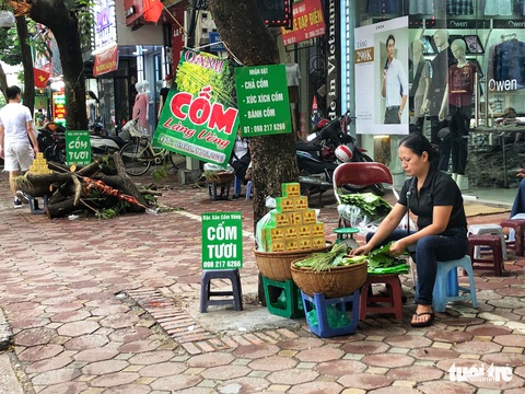Xanh non ngọt ngào như cốm làng Vòng vào chính vụ - Ảnh 11. Xanh non ngọt ngào như cốm làng Vòng vào chính vụ - Ảnh 11.