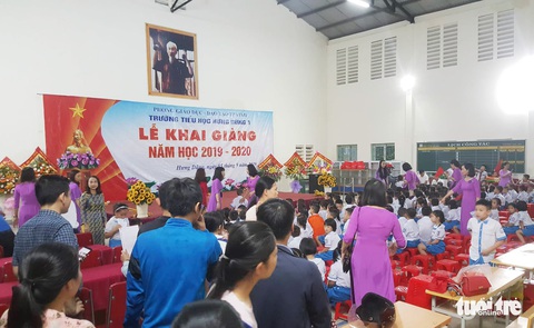 Mưa lũ, 222 trường ở Hà Tĩnh và 135 trường ở Nghệ An phải dừng khai giảng - Ảnh 4. Mưa lũ, 222 trường ở Hà Tĩnh và 135 trường ở Nghệ An phải dừng khai giảng - Ảnh 4.