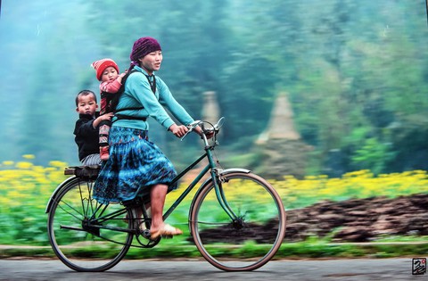 Nghệ sĩ ảnh trưng bày và bán 57 ảnh tuyệt đẹp xây nhà lưu trú cho học trò vùng cao - Ảnh 14. Nghệ sĩ ảnh trưng bày và bán 57 ảnh tuyệt đẹp xây nhà lưu trú cho học trò vùng cao - Ảnh 14.