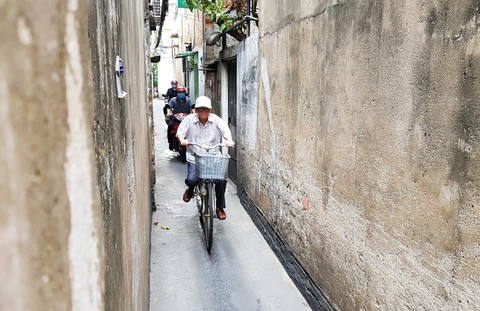 Thiệt khó tin khi Sài Gòn có những con hẻm một người - Ảnh 9. Thiệt khó tin khi Sài Gòn có những con hẻm một người - Ảnh 9.