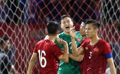 Đường đến VCK World Cup của tuyển Việt Nam còn lắm chông gai - Ảnh 1. Đường đến VCK World Cup của tuyển Việt Nam còn lắm chông gai - Ảnh 1.