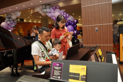 Trải nghiệm sóng nhạc mới tại cửa hàng Âm nhạc Yamaha - Ảnh 2. Trải nghiệm sóng nhạc mới tại cửa hàng Âm nhạc Yamaha - Ảnh 2.