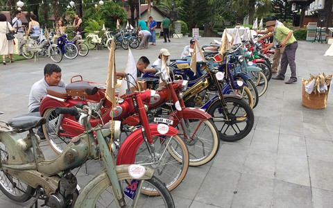 Hội An, Mỹ Sơn thành sân khấu lớn cho xe cổ và âm nhạc dân tộc - Ảnh 1. Hội An, Mỹ Sơn thành sân khấu lớn cho xe cổ và âm nhạc dân tộc - Ảnh 1.