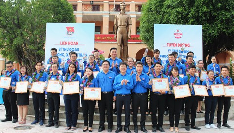 Có tình cảm mới làm được cán bộ Đoàn - Ảnh 1. Có tình cảm mới làm được cán bộ Đoàn - Ảnh 1.