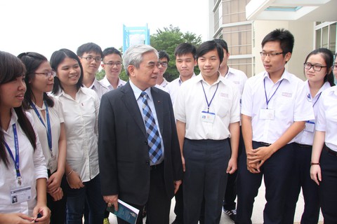 Khai giảng ở đại học: truyền cảm hứng, được không? - Ảnh 1. Khai giảng ở đại học: truyền cảm hứng, được không? - Ảnh 1.