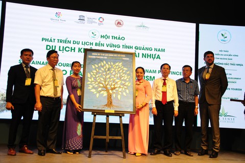 Cứu thế giới bằng cách du lịch không xả rác, không dùng đồ nhựa - Ảnh 4. Cứu thế giới bằng cách du lịch không xả rác, không dùng đồ nhựa - Ảnh 4.
