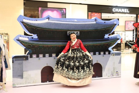 Sự kiện Quảng bá Tour Đi bộ Seoul: trải nghiệm Seoul miễn phí tại Sài Gòn - Ảnh 2. Sự kiện Quảng bá Tour Đi bộ Seoul: trải nghiệm Seoul miễn phí tại Sài Gòn - Ảnh 2.