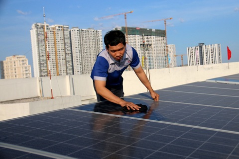 Siêu thị của Saigon Co.op dùng điện mặt trời - Ảnh 2.