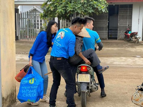 10.000 nồi cơm trao đi, ngàn nụ cười nhận lại từ Cơm dẻo - Bếp ấm - Ảnh 6. 10.000 nồi cơm trao đi, ngàn nụ cười nhận lại từ Cơm dẻo - Bếp ấm - Ảnh 6.