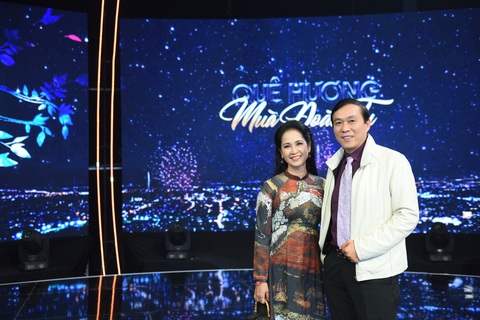 NSND Đặng Thái Sơn và người mẹ 102 tuổi tham gia cuộc đoàn tụ lớn trên truyền hình - Ảnh 7. NSND Đặng Thái Sơn và người mẹ 102 tuổi tham gia cuộc đoàn tụ lớn trên truyền hình - Ảnh 7.