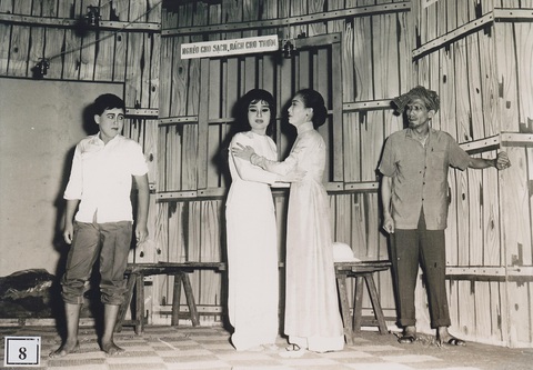NSƯT Bảo Quốc: Từ cậu bé ham chơi đến danh hài nổi tiếng - Ảnh 4. NSƯT Bảo Quốc: Từ cậu bé ham chơi đến danh hài nổi tiếng - Ảnh 4.