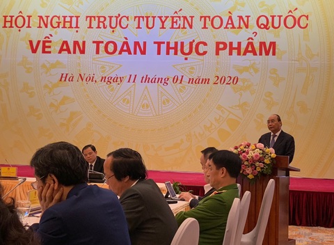 Thủ tướng: Tình trạng lợn 2 chuồng, rau 2 luống đã giảm - Ảnh 1. Thủ tướng: Tình trạng lợn 2 chuồng, rau 2 luống đã giảm - Ảnh 1.