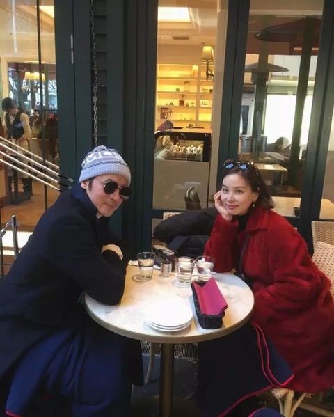 Joo Jin Mo lộ tin nhắn môi giới mại dâm cho Jang Dong Gun - Ảnh 4. Joo Jin Mo lộ tin nhắn môi giới mại dâm cho Jang Dong Gun - Ảnh 4.