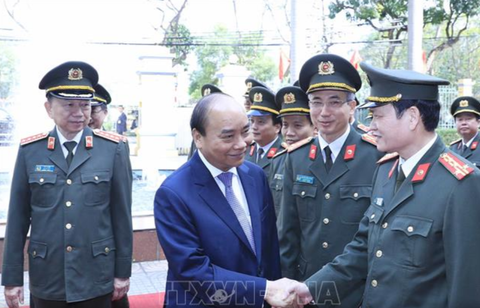 Thủ tướng kiểm tra công tác sẵn sàng chiến đấu và chúc tết tại Bộ tư lệnh Cảnh vệ - Ảnh 1. Thủ tướng kiểm tra công tác sẵn sàng chiến đấu và chúc tết tại Bộ tư lệnh Cảnh vệ - Ảnh 1.