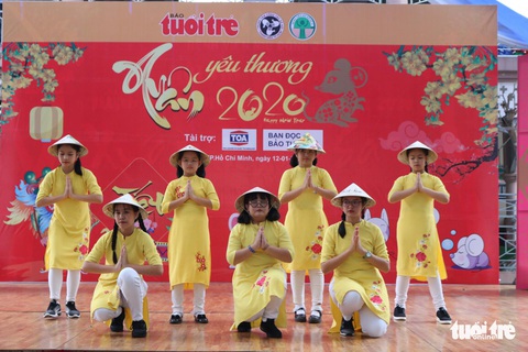 Mang tết vào bệnh viện với trẻ thơ - Ảnh 10. Mang tết vào bệnh viện với trẻ thơ - Ảnh 10.