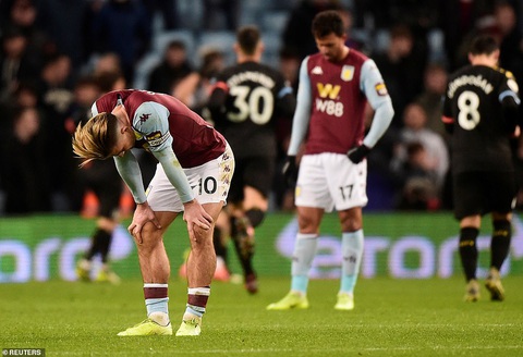 Aguero lập hat-trick, M.C hủy diệt Aston Villa 6-1 - Ảnh 3. Aguero lập hat-trick, M.C hủy diệt Aston Villa 6-1 - Ảnh 3.