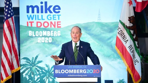 Tỉ phú Bloomberg: ‘Tôi sẽ dành toàn bộ tiền bạc để loại ông Trump’ - Ảnh 1. Tỉ phú Bloomberg: ‘Tôi sẽ dành toàn bộ tiền bạc để loại ông Trump’ - Ảnh 1.
