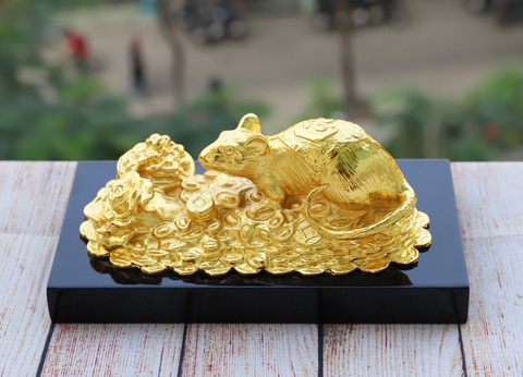 Tượng Chuột mạ vàng đón Tết Canh Tý và những ý nghĩa bất ngờ - Ảnh 4. Tượng Chuột mạ vàng đón Tết Canh Tý và những ý nghĩa bất ngờ - Ảnh 4.