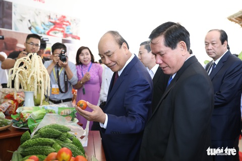 Thủ tướng ở Trà Vinh: Phải biến biến đổi khí hậu thành cơ hội - Ảnh 1. Thủ tướng ở Trà Vinh: Phải biến biến đổi khí hậu thành cơ hội - Ảnh 1.