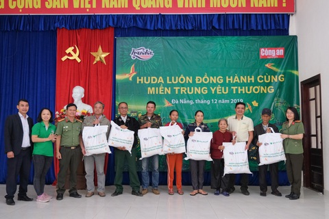 Huda mang mùa lễ hội tết tưng bừng tới miền Trung - Ảnh 5. Huda mang mùa lễ hội tết tưng bừng tới miền Trung - Ảnh 5.