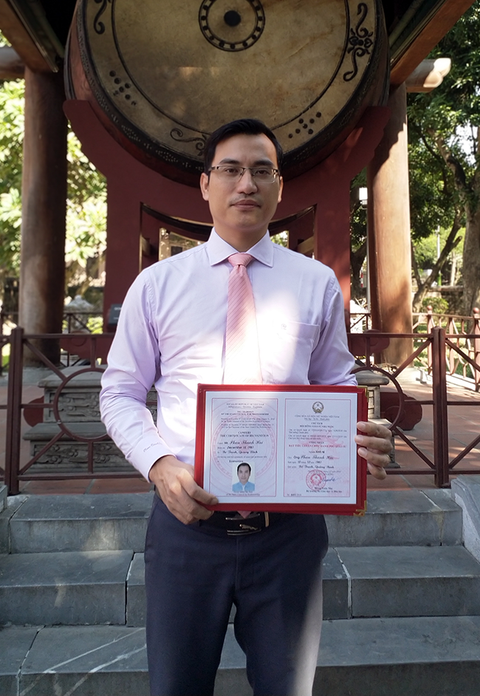 Đại học Duy Tân có thêm 4 tân phó giáo sư - Ảnh 2. Đại học Duy Tân có thêm 4 tân phó giáo sư - Ảnh 2.