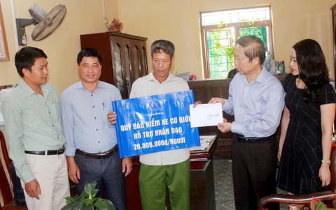 Những điều cần biết về bảo hiểm bắt buộc ôtô, xe máy - Ảnh 2. Những điều cần biết về bảo hiểm bắt buộc ôtô, xe máy - Ảnh 2.