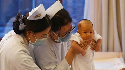 Trung Quốc sợ thiếu người vì dân đã không chịu đẻ lại còn ồ ạt ly dị - Ảnh 1. Trung Quốc sợ thiếu người vì dân đã không chịu đẻ lại còn ồ ạt ly dị - Ảnh 1.